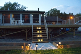 Deck-with-Solar-Lights-On
